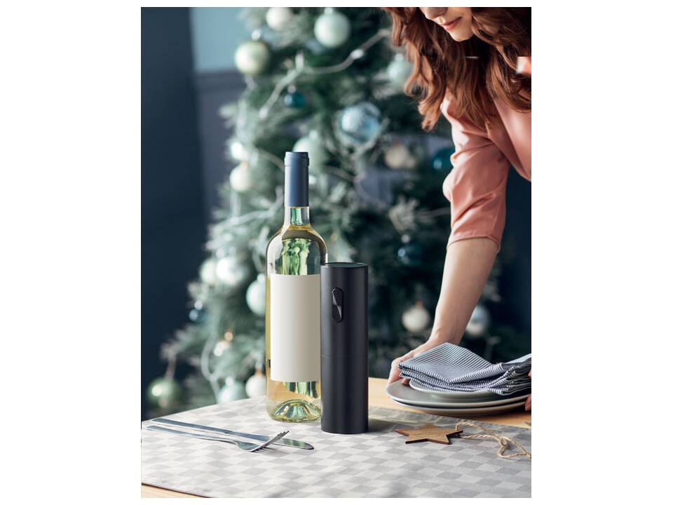 Electric wine bottle opener 3