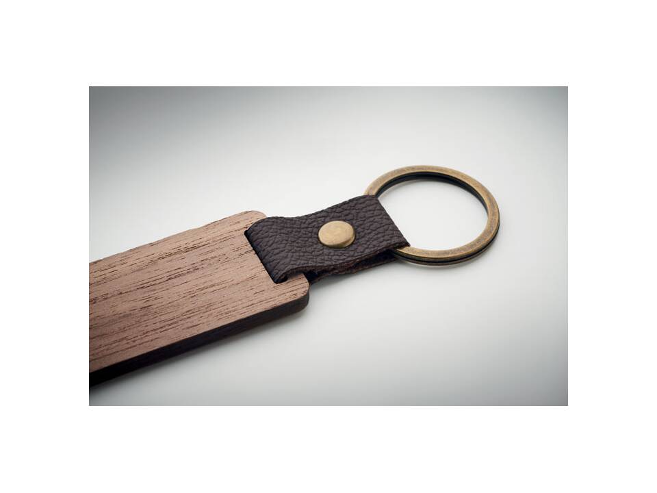 Key ring in walnut and PU 6