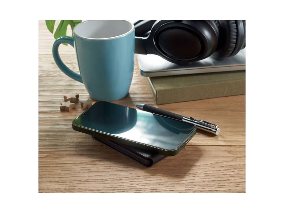 Foldable magnetic charger - 15W 7