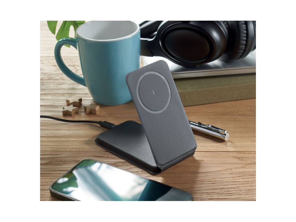 Foldable magnetic charger - 15W 10