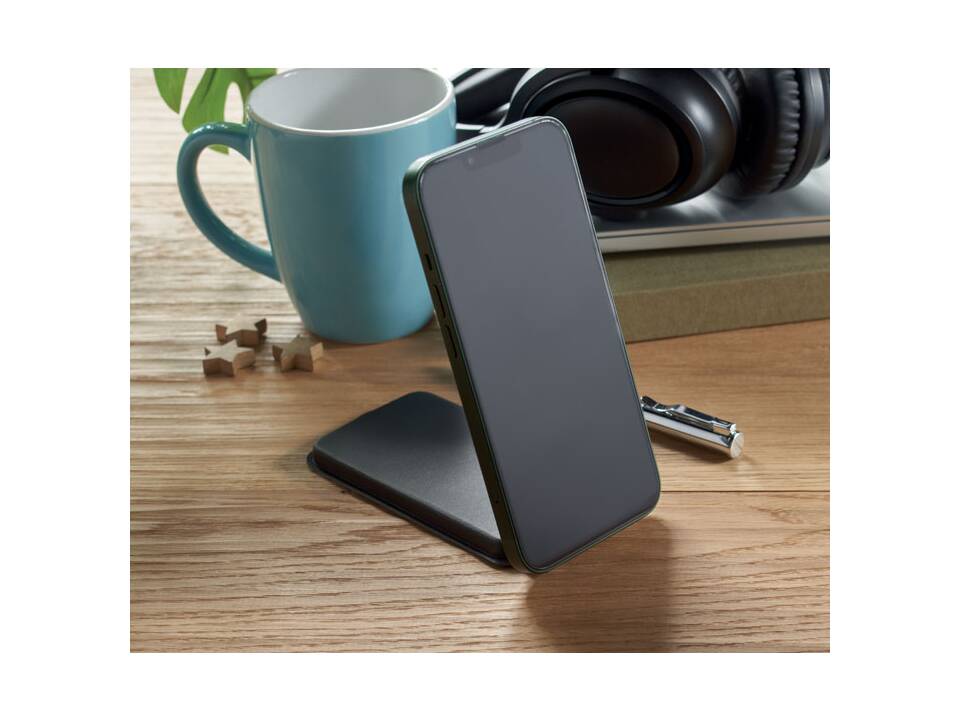 Foldable magnetic charger - 15W 11