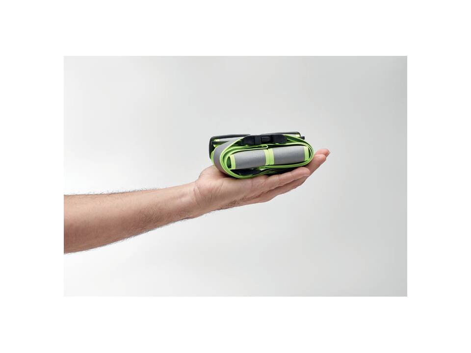 Adjustable 360 reflective belt 10