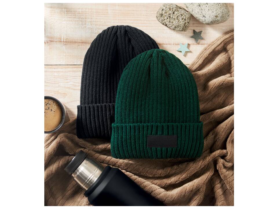 3M knitted beanie with cuff 11