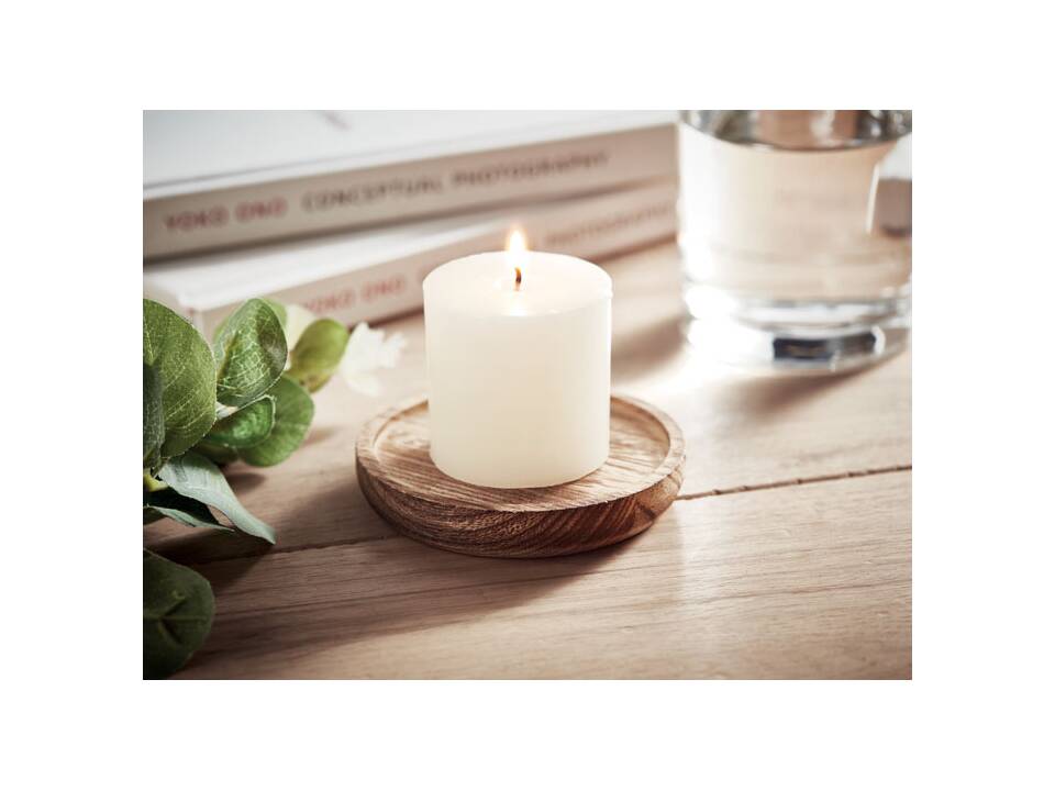 Candle on round wooden base 13