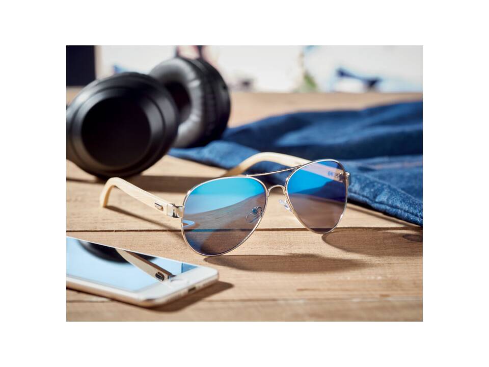 Bamboo sunglasses in pouch 12