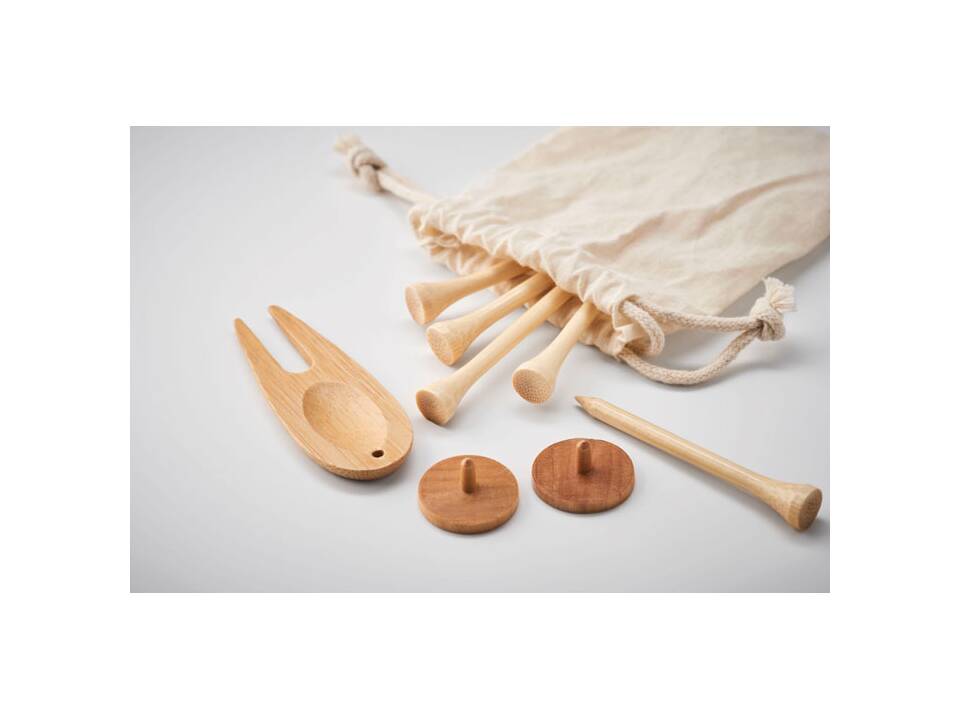 Golf accessories set in pouch 2