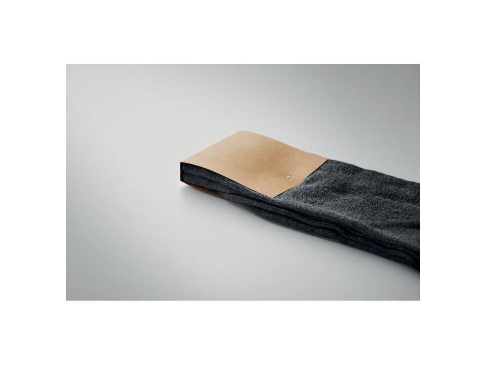 Pair of socks in gift box L 16