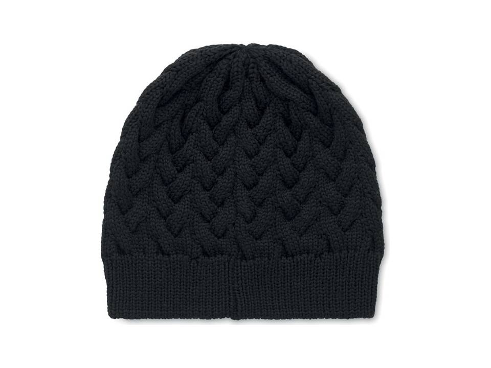 Cable knit beanie in RPET 1