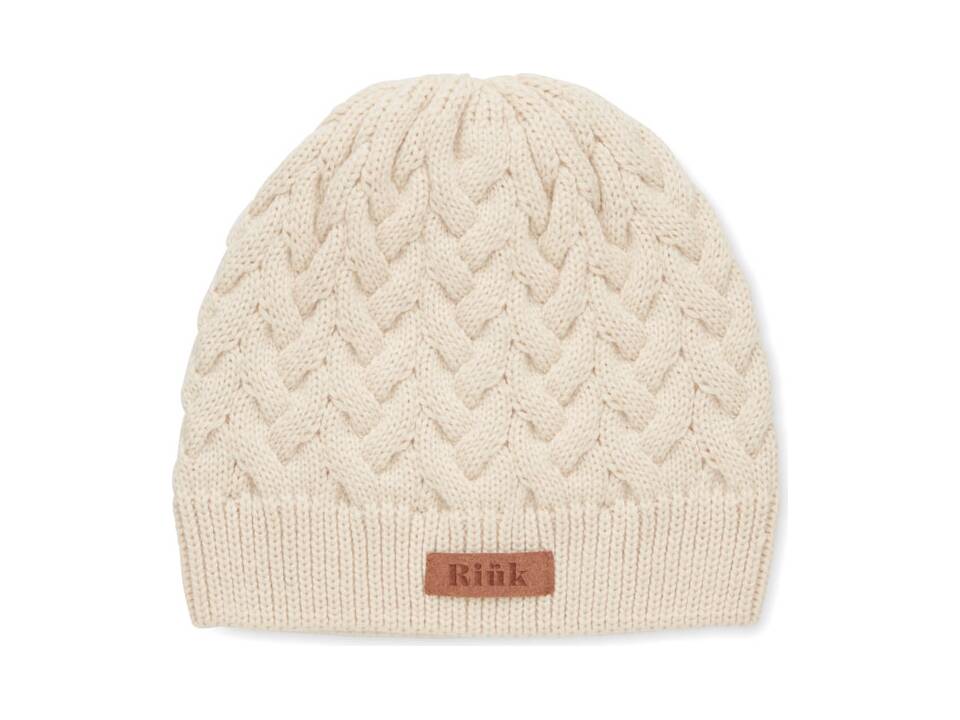 Cable knit beanie in RPET 7