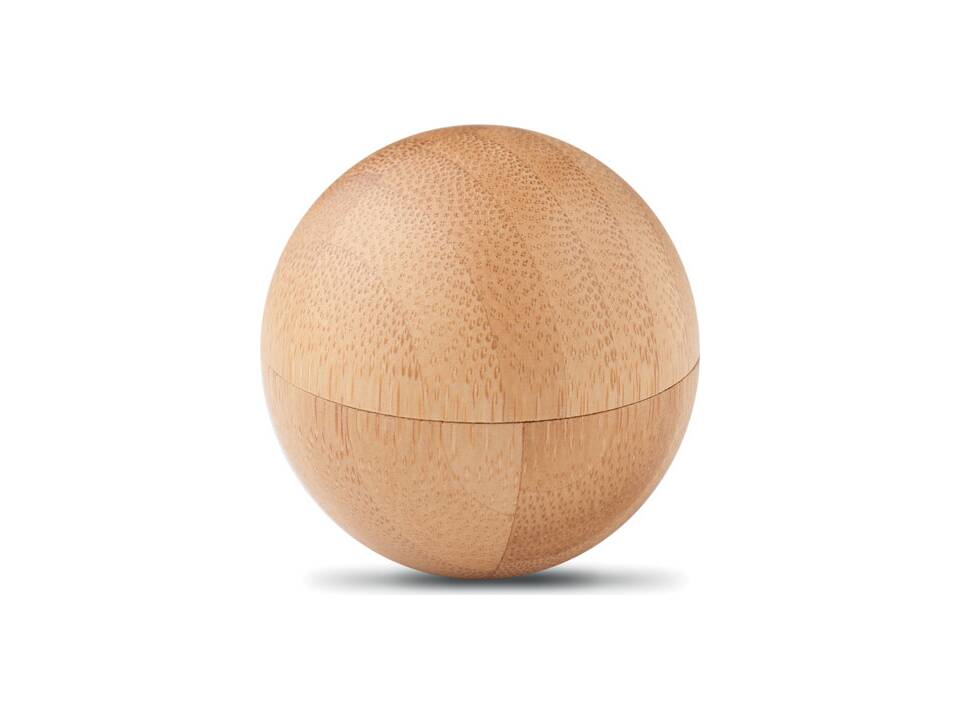Lip balm in round bamboo case 3
