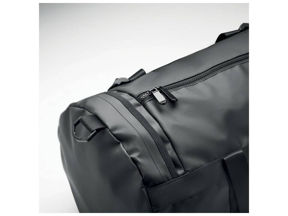 Sports bag in 50C tarpaulin 3