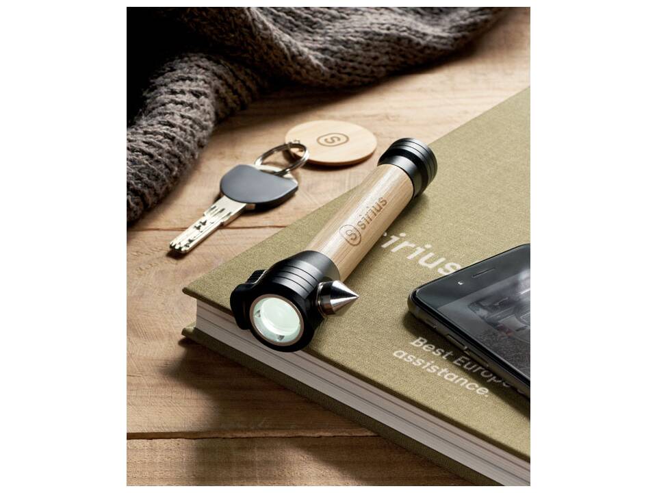 Torch with safety hammer and seat belt cutter 3