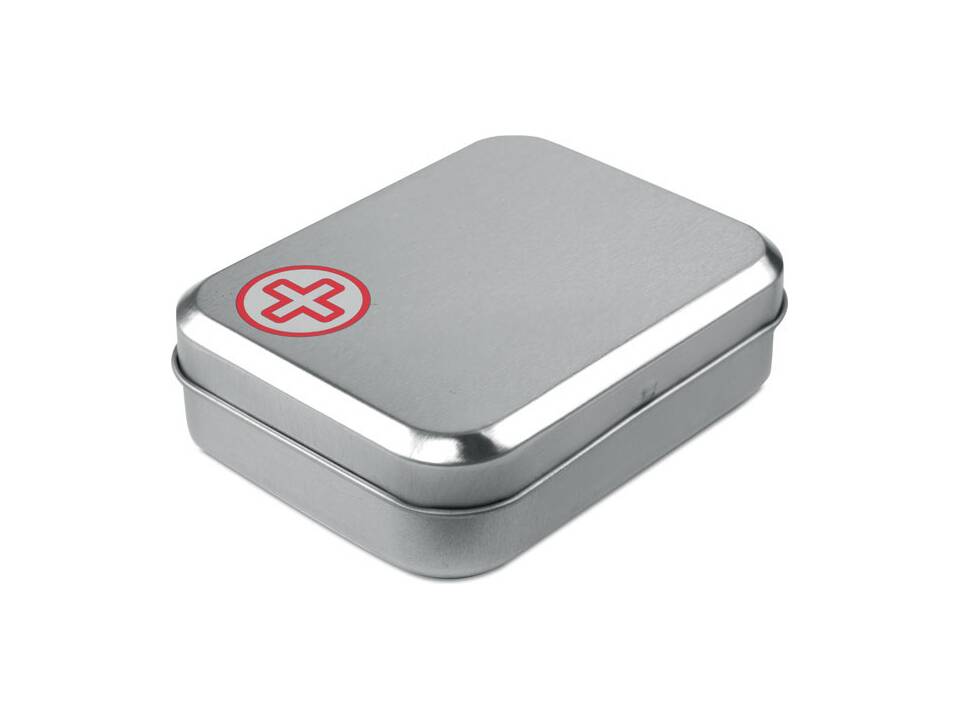 First aid kit in tin box 3