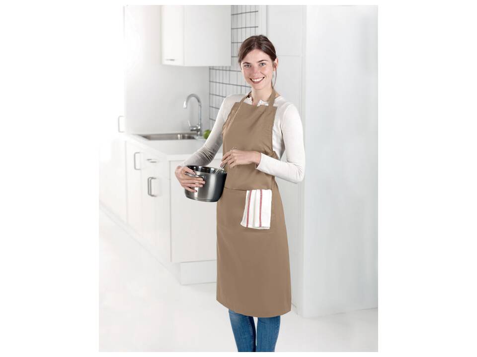 Adjustable apron 4