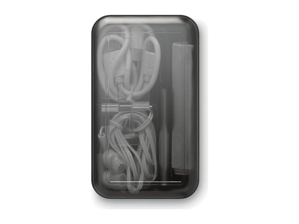 Travel set with earphones 1