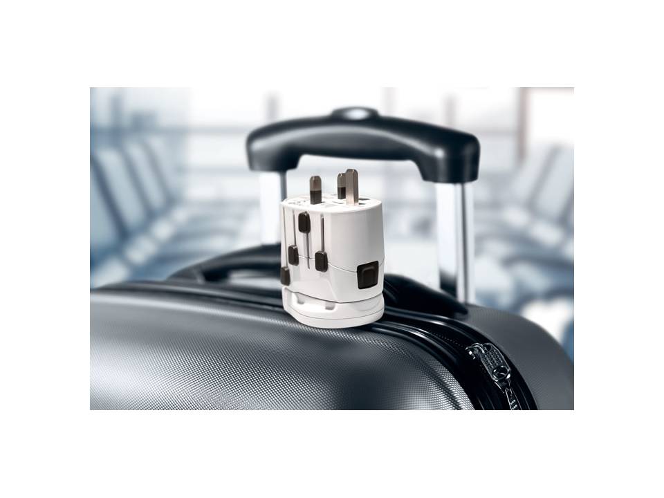 Skross compact 3-pole travel plug 5