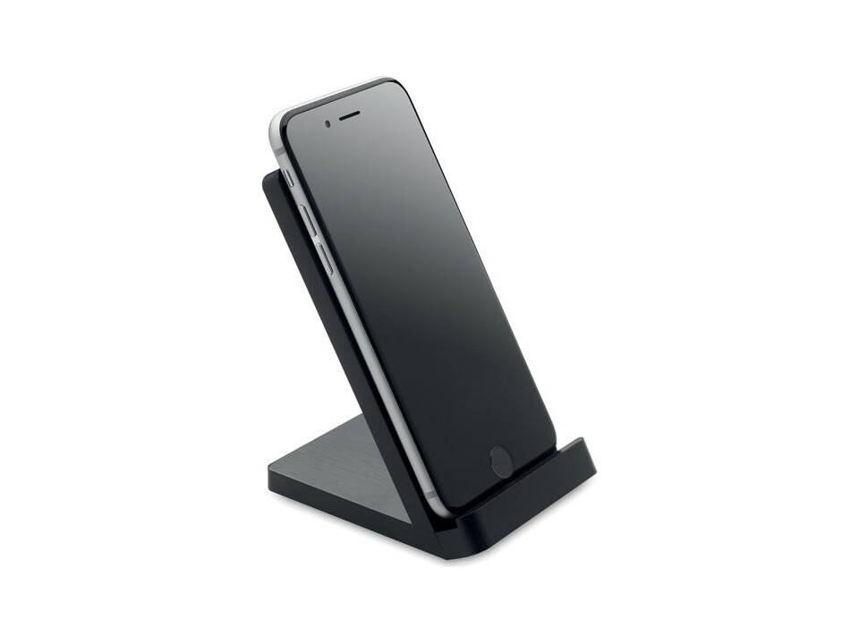 Wireless charger in bamboo casing 4