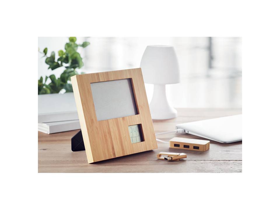 Zenframe Photo frame with weather station 1