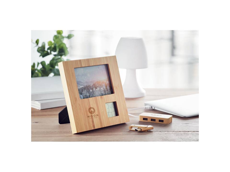 Zenframe Photo frame with weather station 2