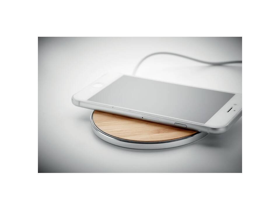 Bamboo wireless quick charger 4