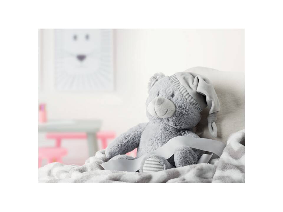 Large teddy bear with blanket 3