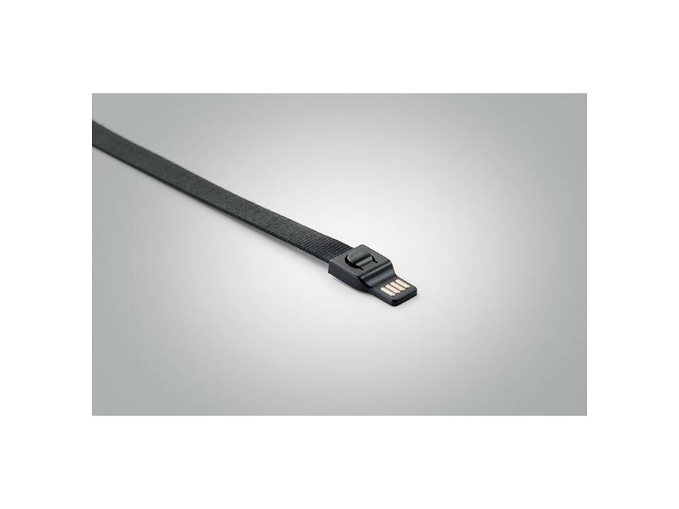 Lanyard with 3 in 1 cable 2