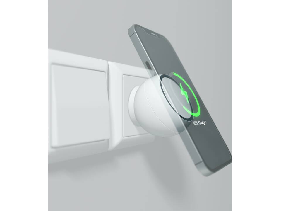 Magnetic wallcharger 4