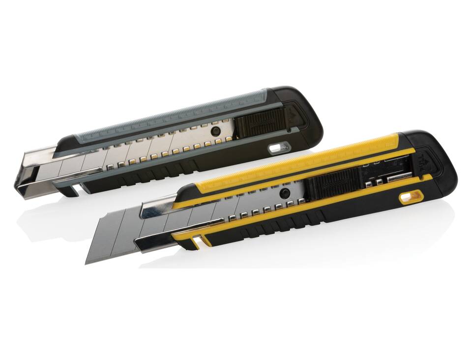 Refillable RCS rplastic heavy duty snap-off knife soft grip 14