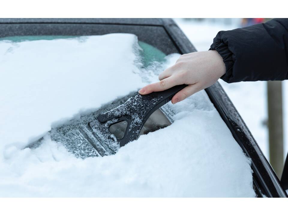 Polard RCS certified recycled plastic 3-in-1 ice scraper 7