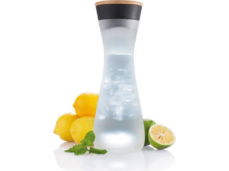 Lumm water carafe 11