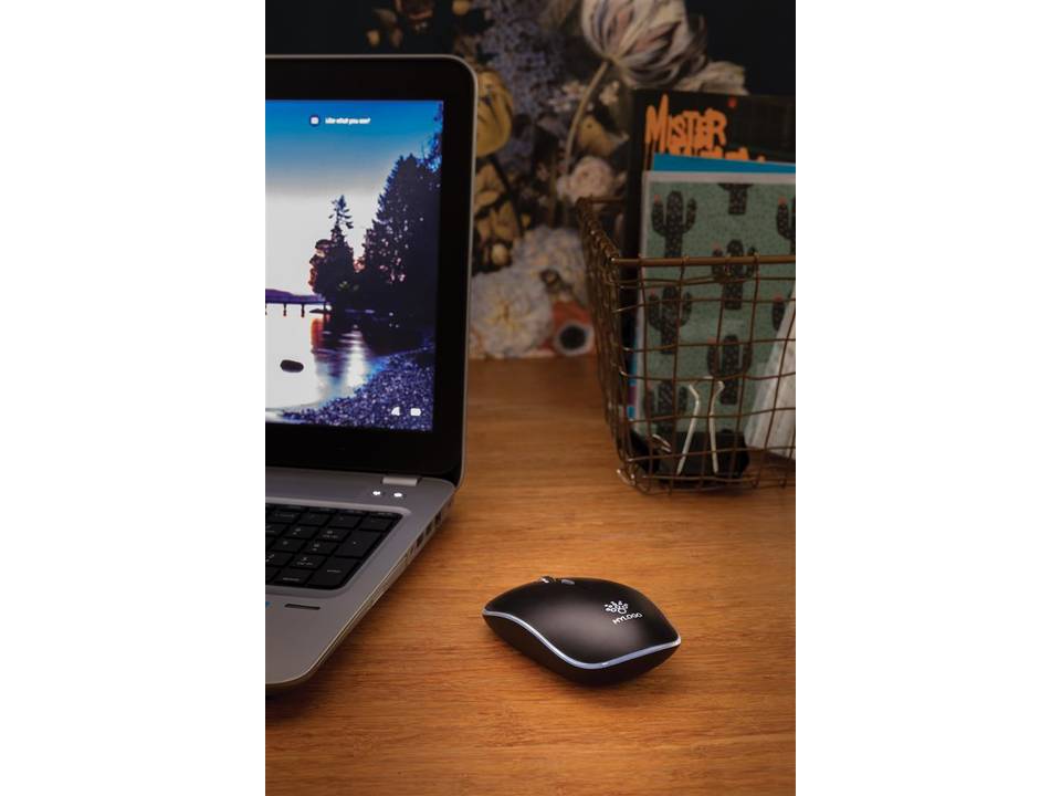 Light up logo wireless mouse 6