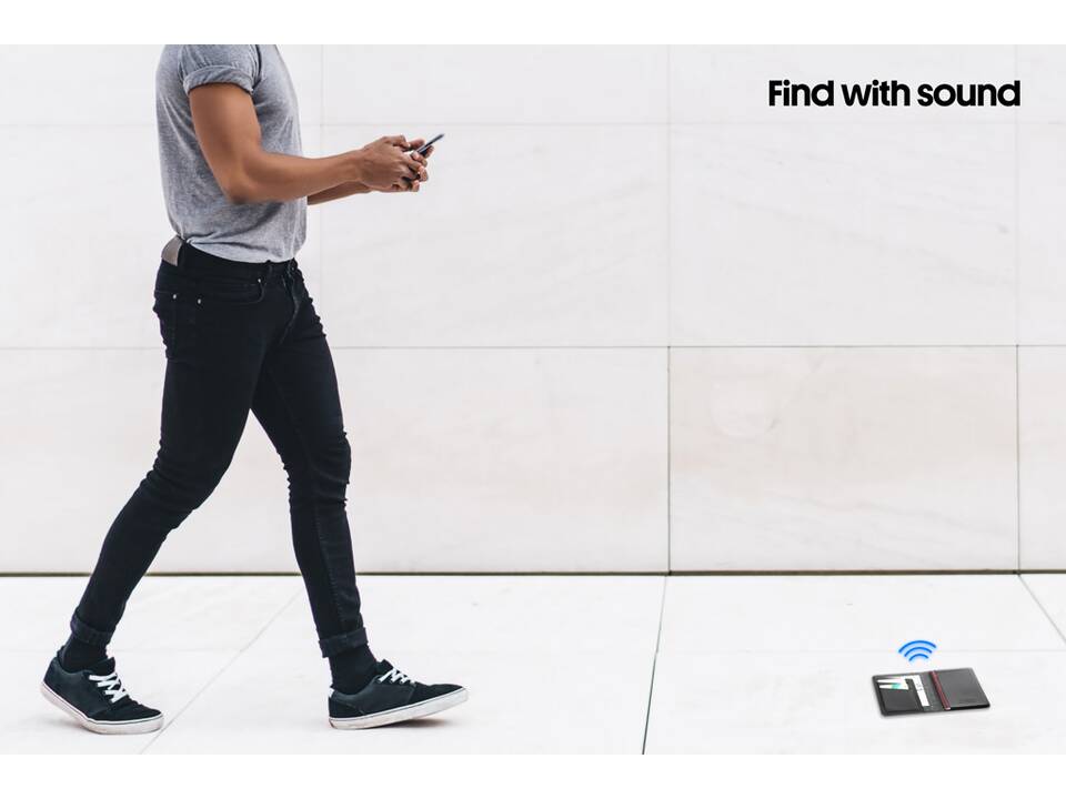 Trackmate RCS rpolyester passport holder worldwide locating 12