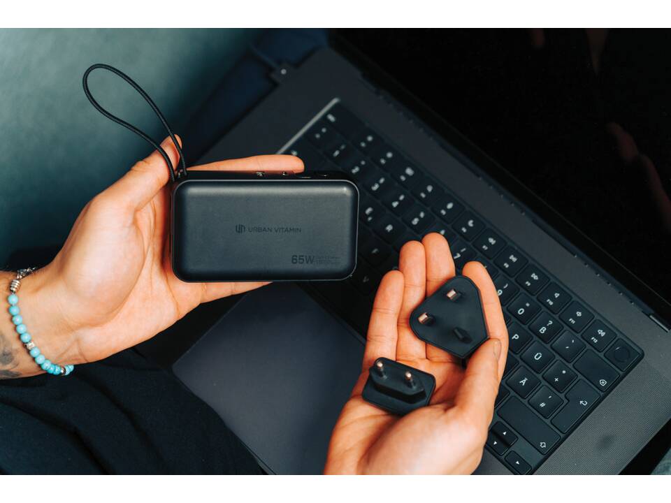Urban Vitamin Eureka hybrid GANcharger 10000mah powerbank65W 20