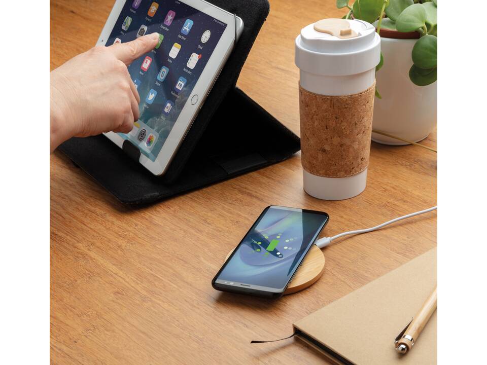 FSC®certified bamboo 5W wireless charger round 4