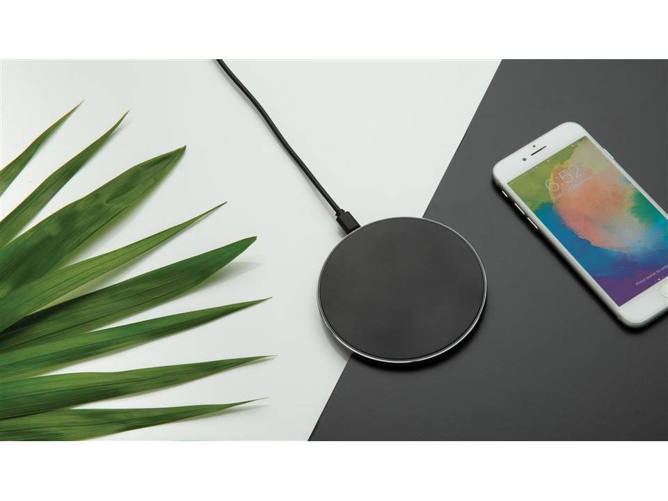 15W Wireless Fast Charger 6