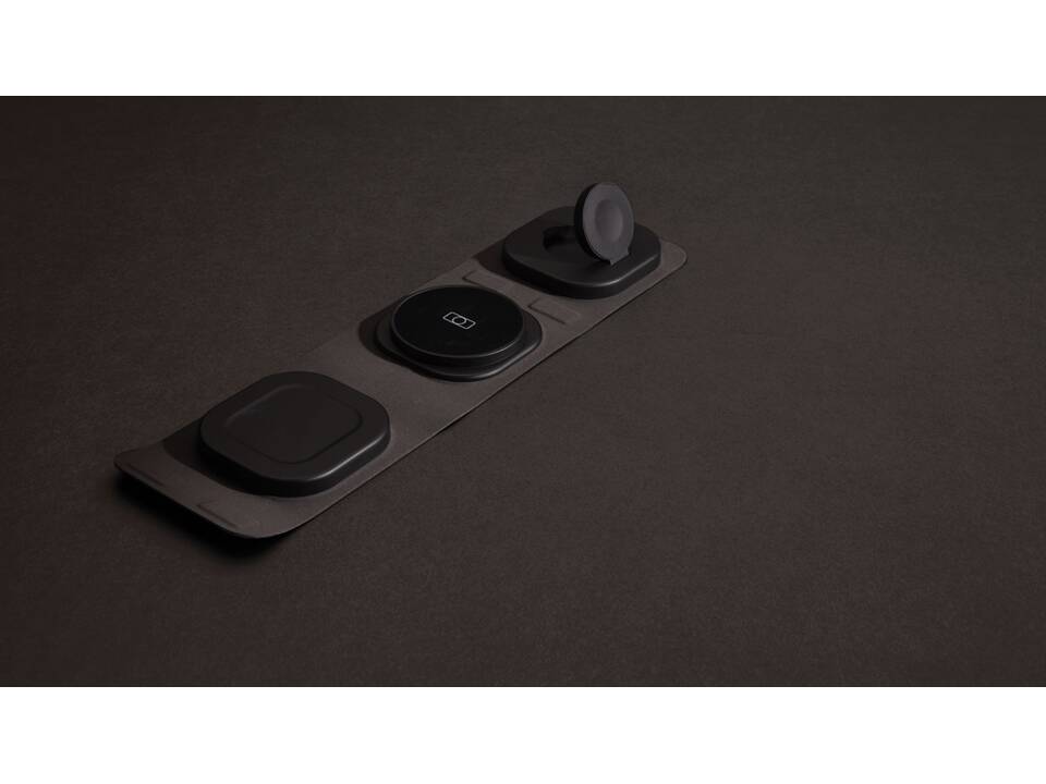 Swiss Peak RCS rplastic 3-in-1 wireless 15W travel charger 10