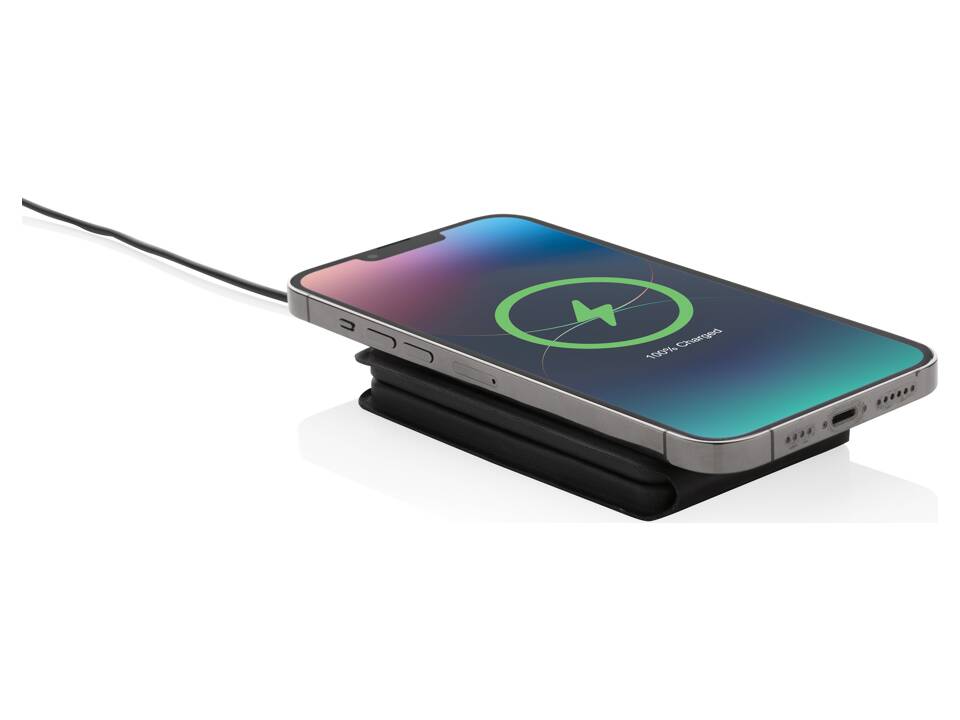 Swiss Peak RCS rPU 15W  3-in-1 magnetic wireless charger 3