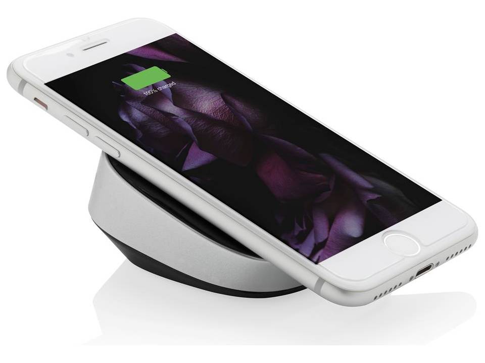 Swiss Peak wireless 10W charger 3
