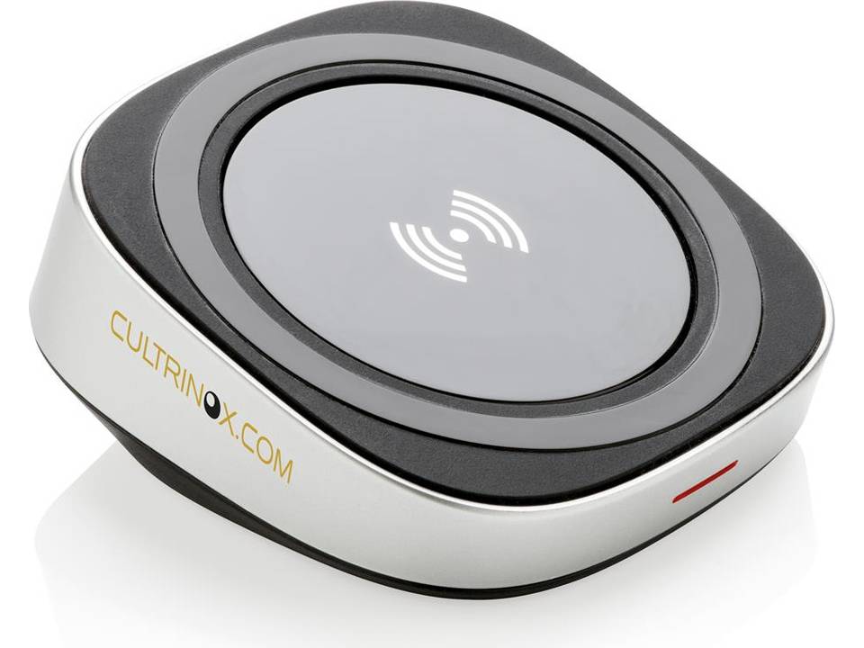 Swiss Peak wireless 10W charger 6