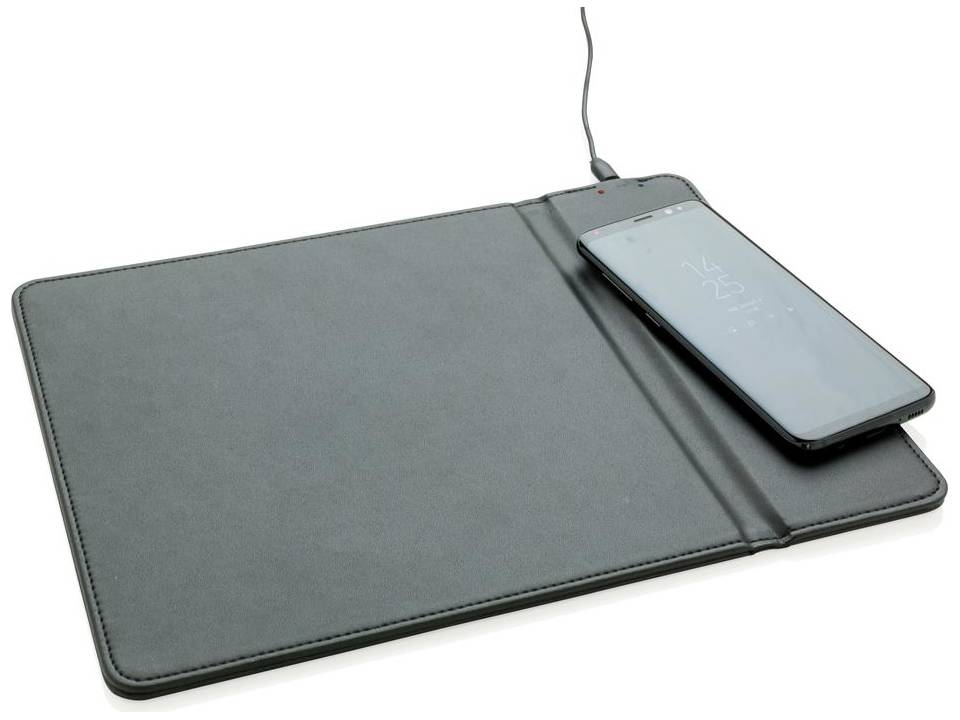 Mousepad with 5W wireless charging 3