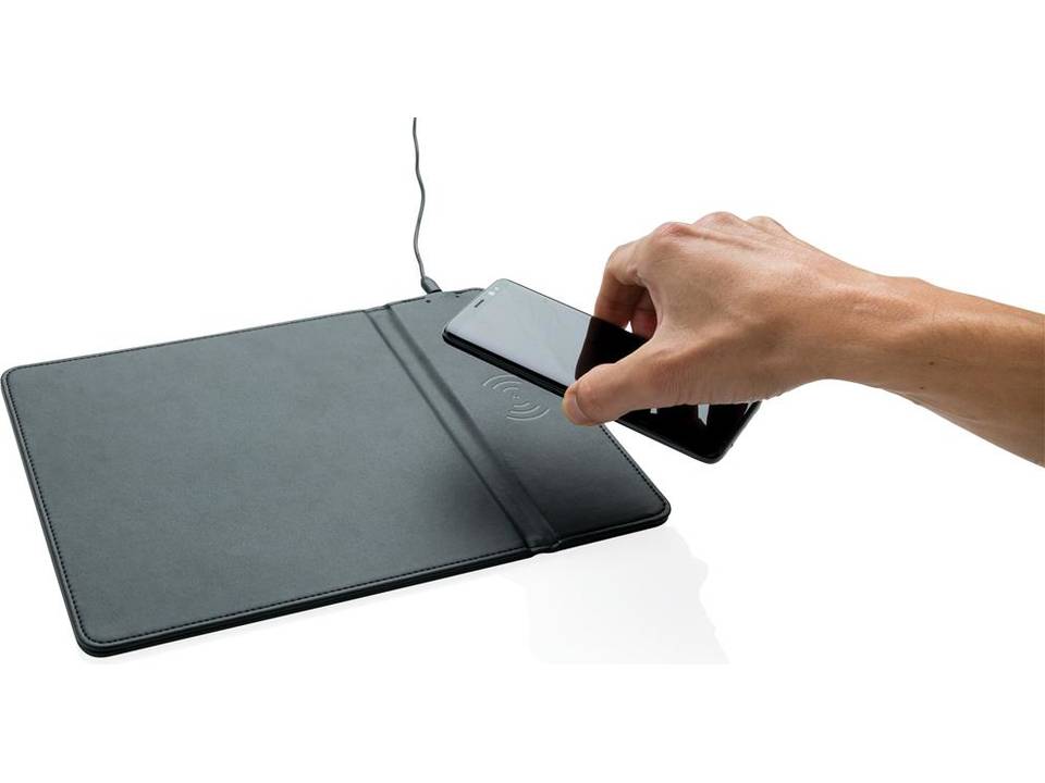 Mousepad with 5W wireless charging 1