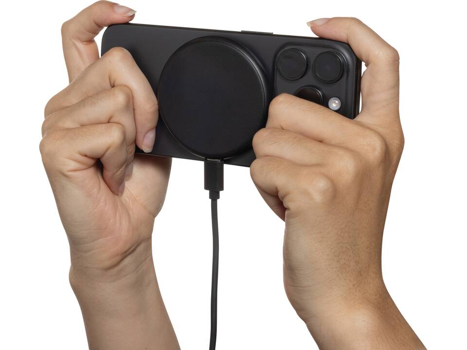 Magnapad 15W RCS rplastic magnetic 3 in 1 charging pad 9