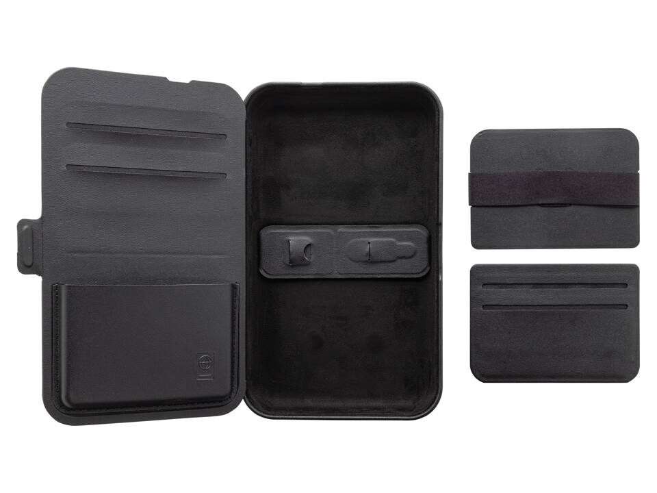 Swiss Peak RCS recycled travel case with 3 in 1 charger 6