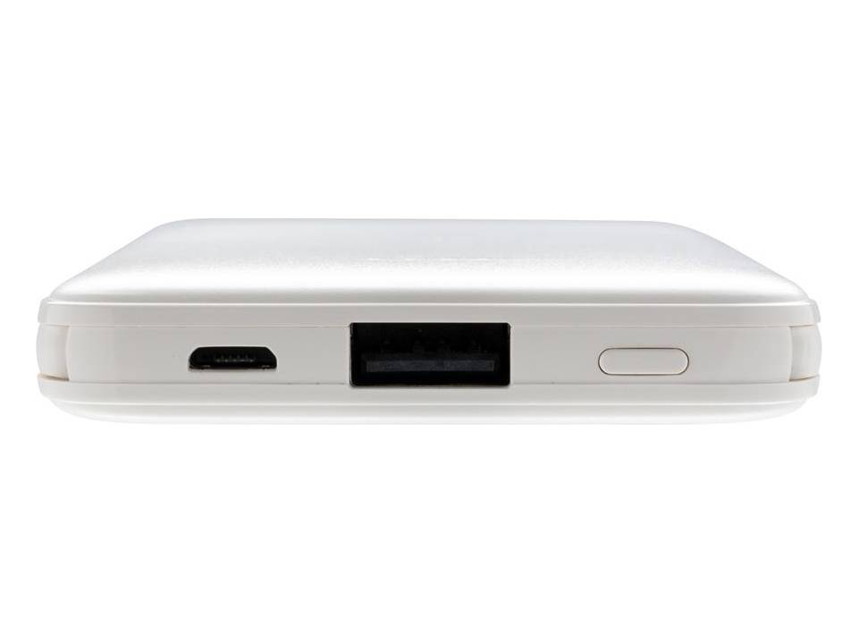 Pocket Powerbank with integrated cables - 5000 mAh 5