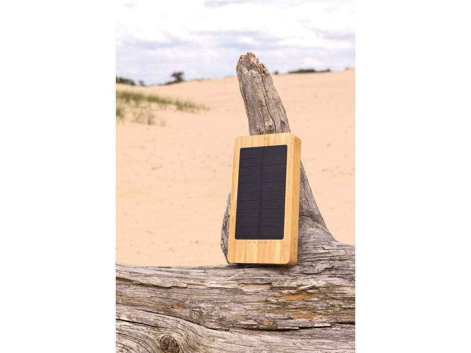 Sunwick 10.000 mAh Bamboo solar powerbank 8