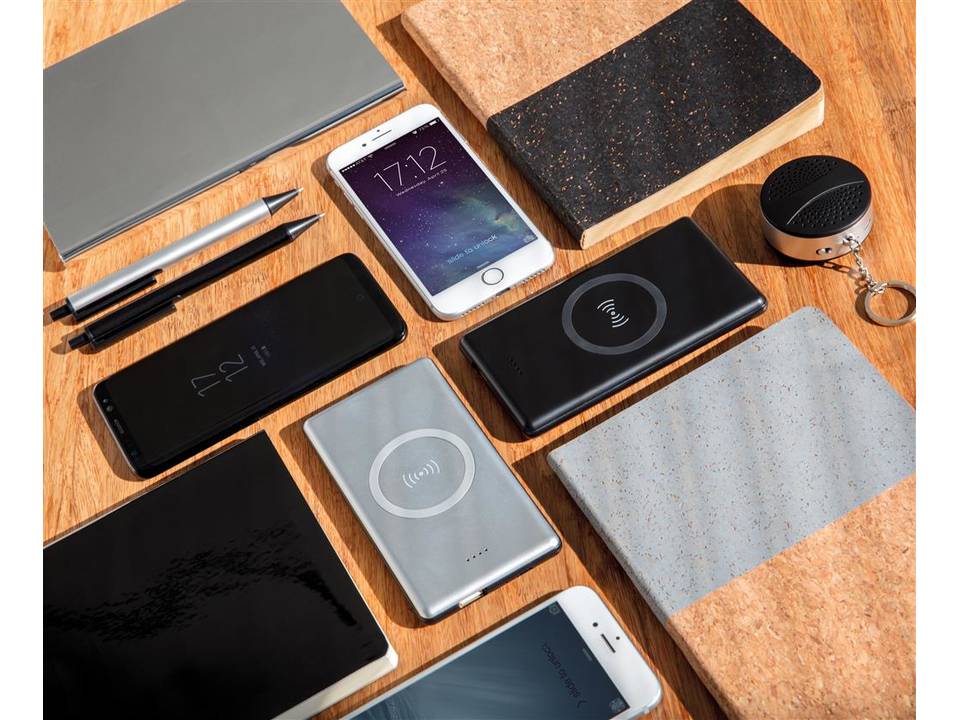 4.000 mAh 5W wireless powerbank 15