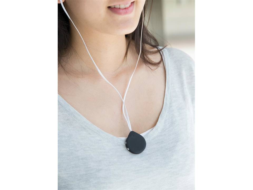 Wireless earbuds with clip 17