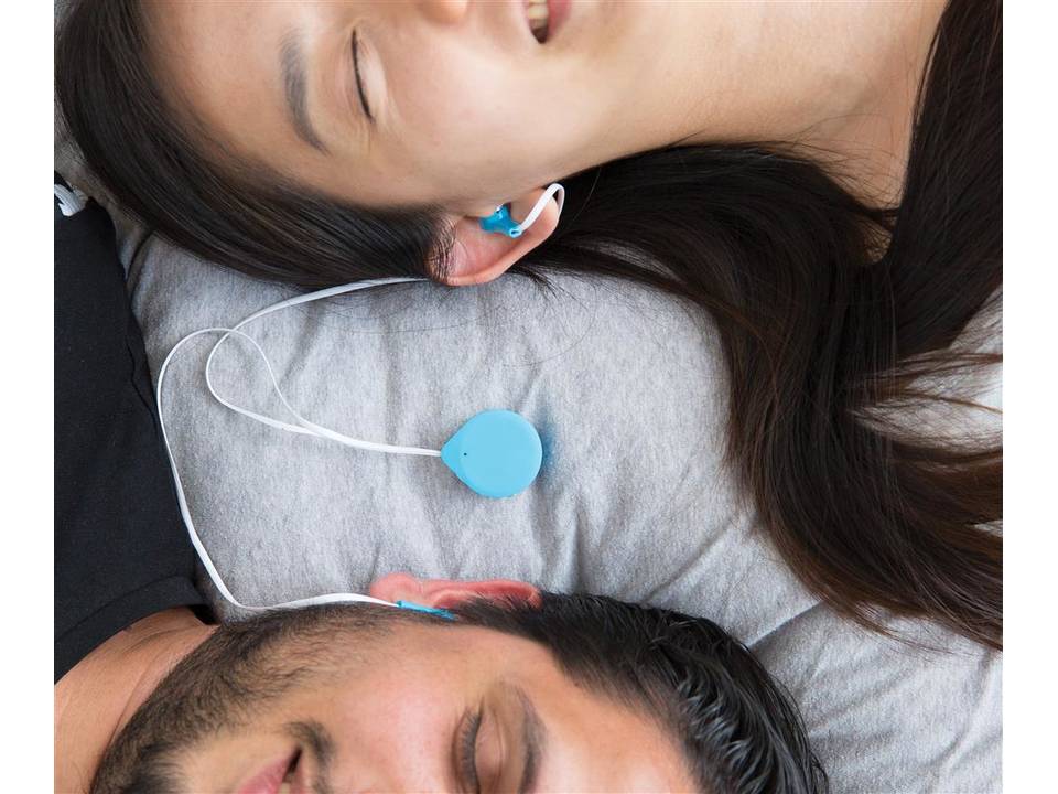 Wireless earbuds with clip 1