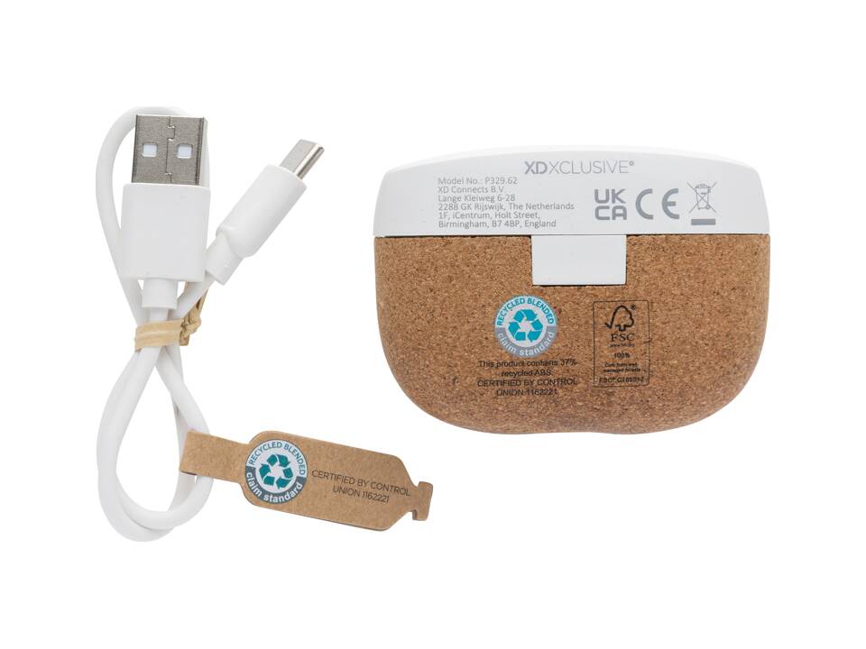 Oregon RCS recycled plastic and cork TWS earbuds 3