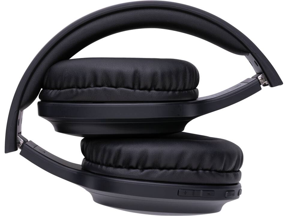 Urban Vitamin Belmont wireless headphone 3